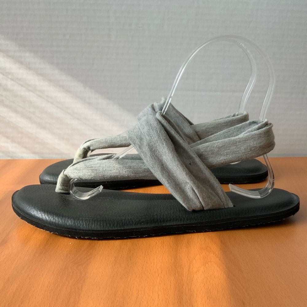 Jersey knit sandals